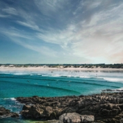 La Pointe de la Torche : une plage de 2km au coeur d'un site naturel et sauvage en Bretagne
