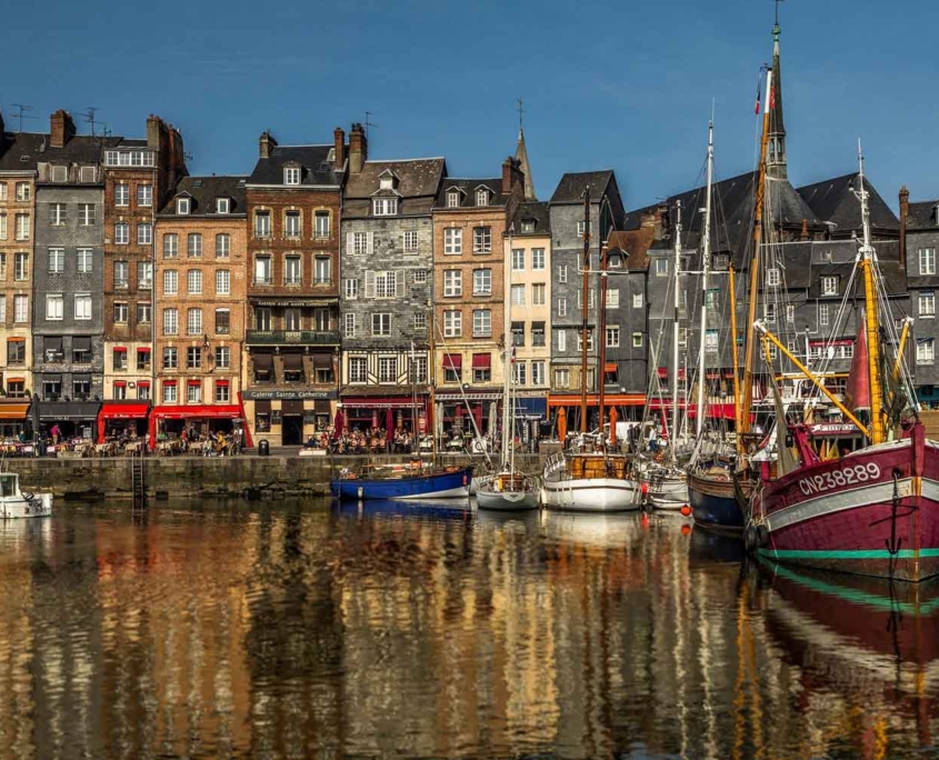 Chambres d'hôtes de charme en Normandie (Photo du port de Honfleur, Calvados) - edmondlafoto